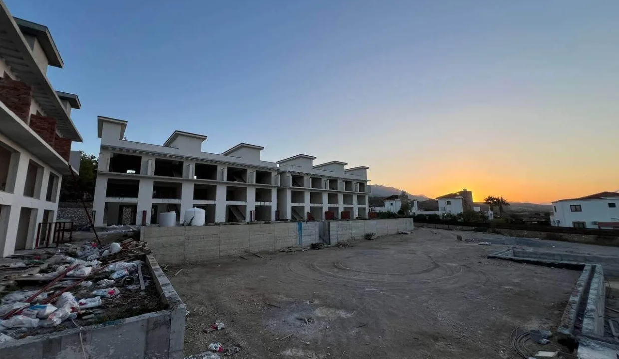Bahceli Seaview Ground Floor Duplex Apartment 1 Bed - North Cyprus Property C3