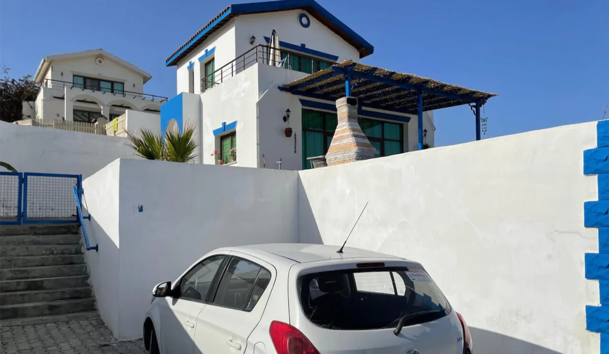 Bahceli Bay Beachfront Luxury Villa 3 Bed - North Cyprus Property 27
