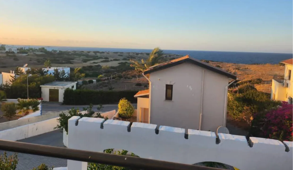 Bahceli Bay Beachfront Villa 3 Bed - North Cyprus Property 12
