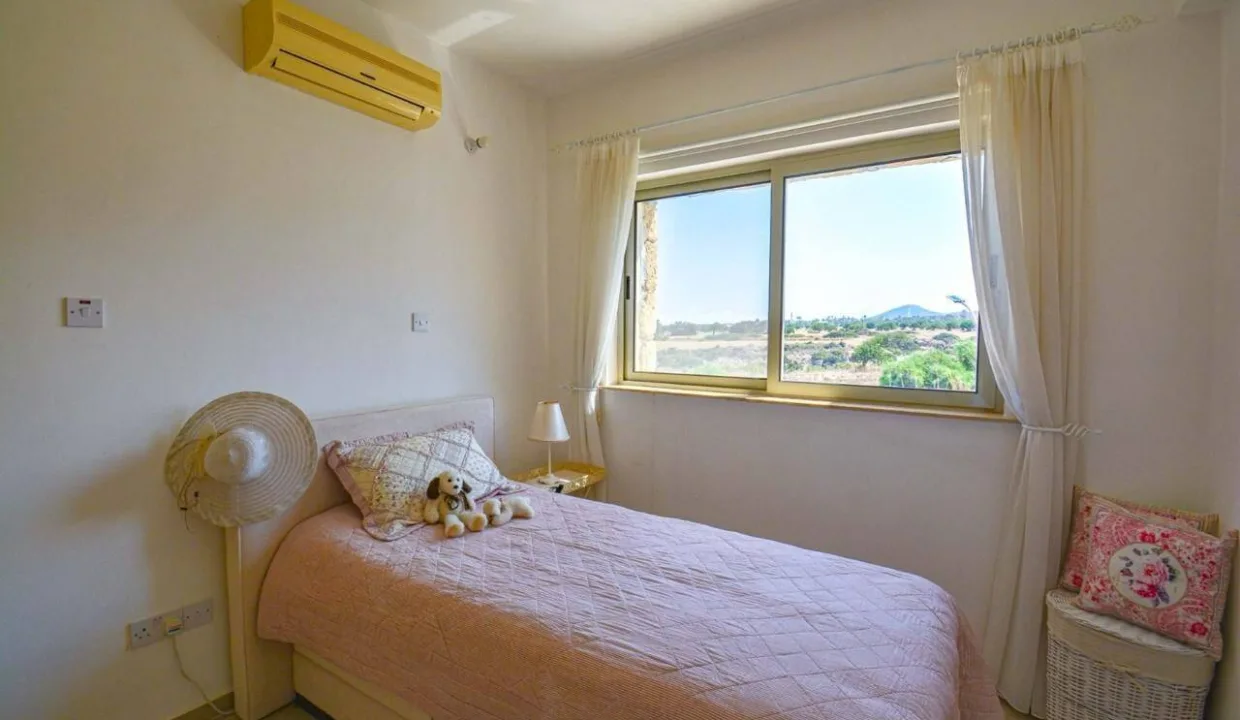 Sweatwater Bay Penthouse 3 Bed - North Cyprus Property 16