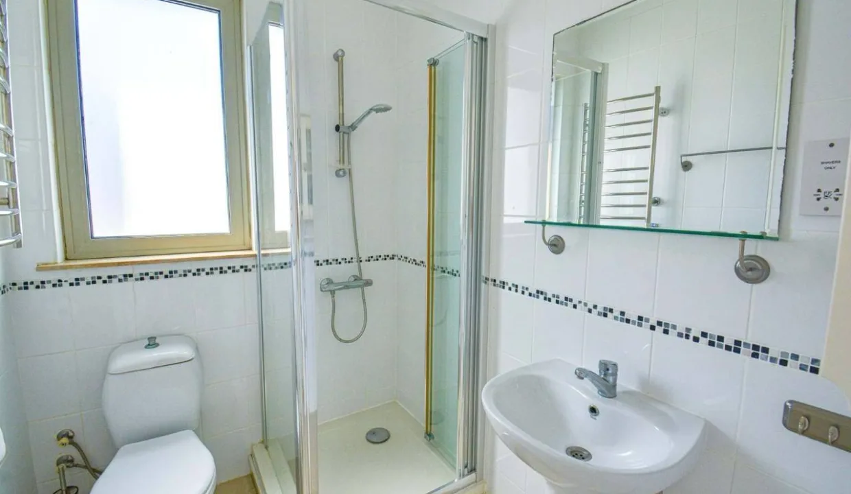 Sweatwater Bay Penthouse 3 Bed - North Cyprus Property 21
