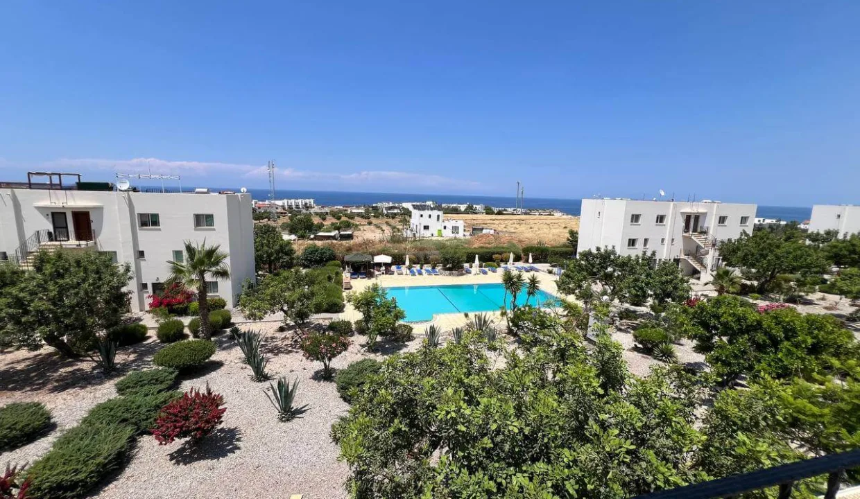 Bahceli Coast Panorama Penthouse 2 Bed - North Cyprus Property 11