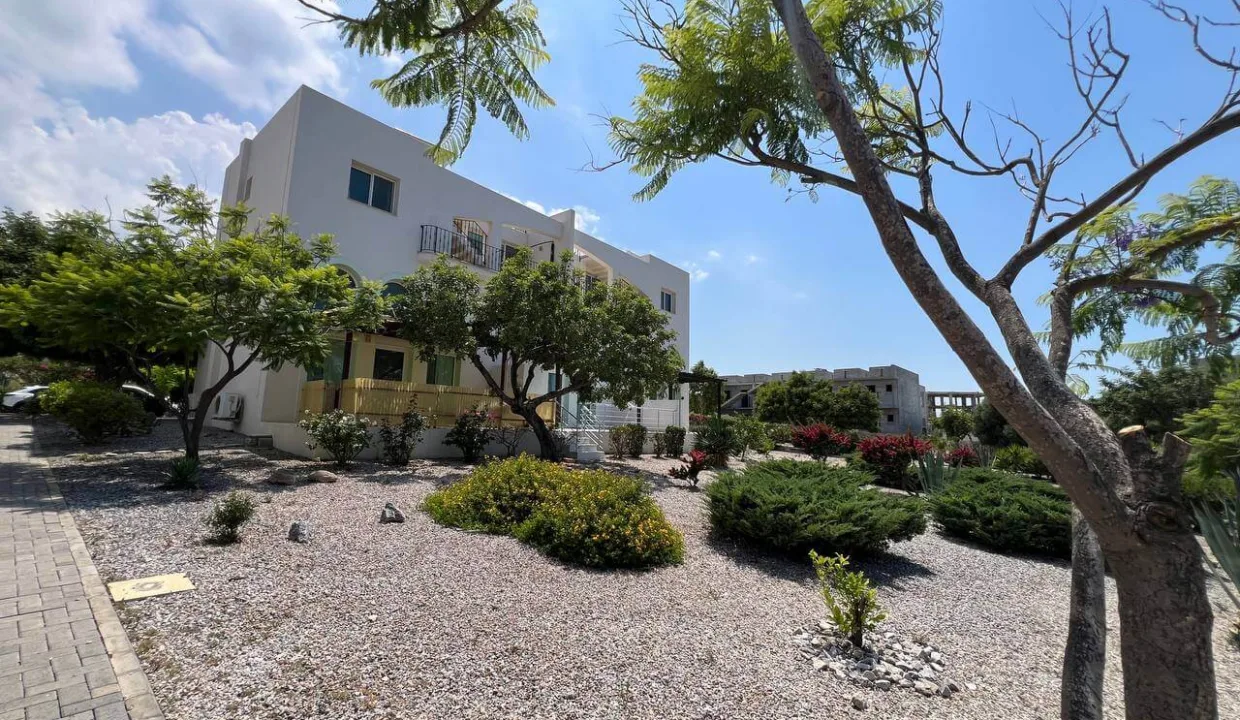 Bahceli Coast Panorama Penthouse 2 Bed - North Cyprus Property 29