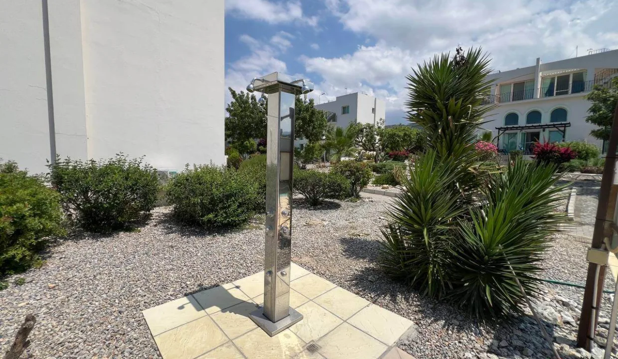 Bahceli Coast Panorama Penthouse 2 Bed - North Cyprus Property 32