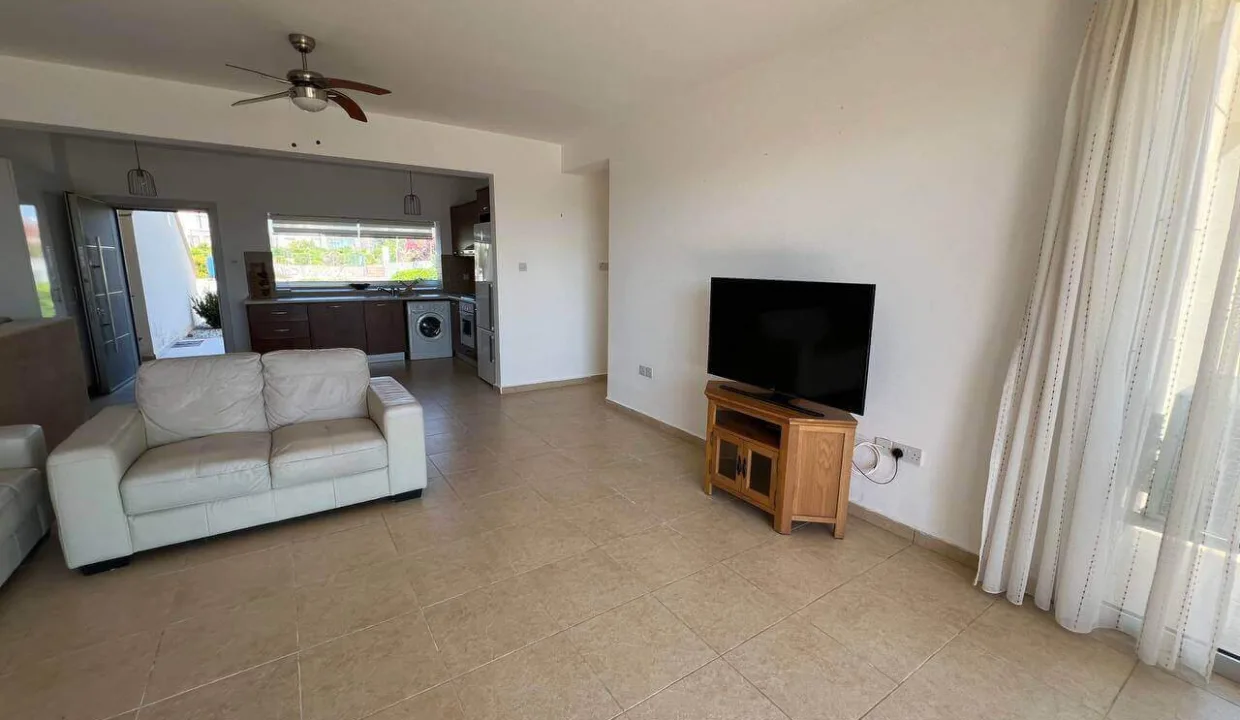 Tatlisi Bay Ground Floor Apartment 3 Bed - North Cyprus Property 19