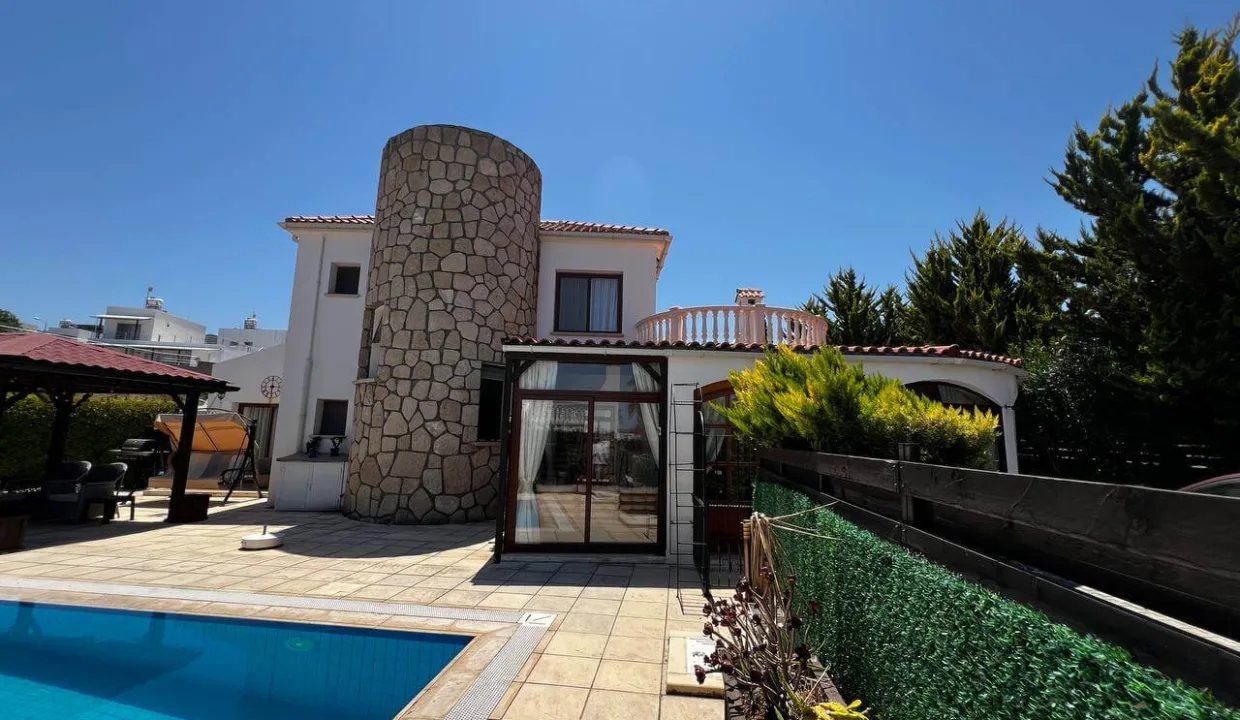 Kucuk Erenkoy Seaview Villa 3 Bed - North Cyprus Property 10