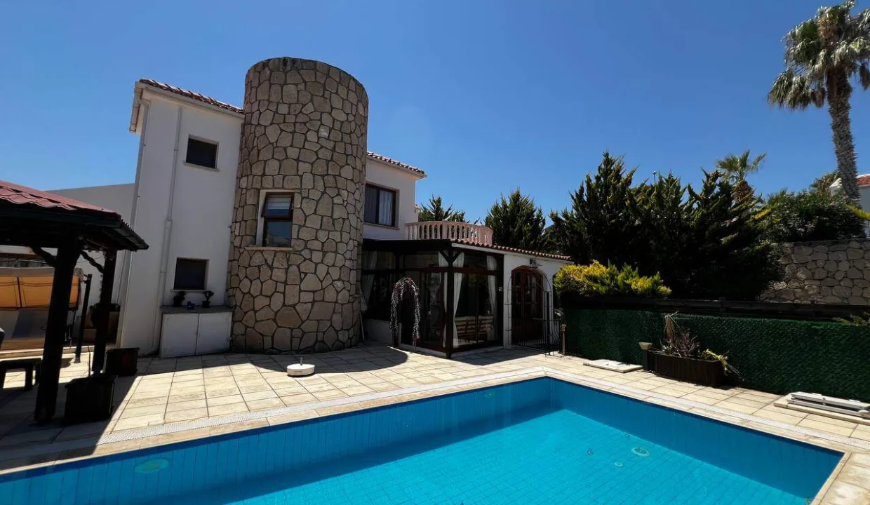 Kucuk Erenkoy Seaview Villa 3 Bed - North Cyprus Property 13