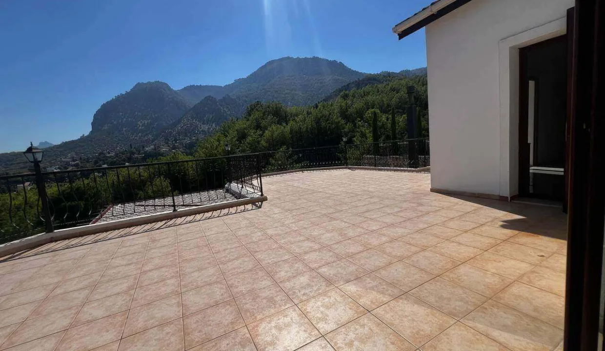 Alsancak Seaview Panaroma Villa 4 Bed - North Cyprus Property 32