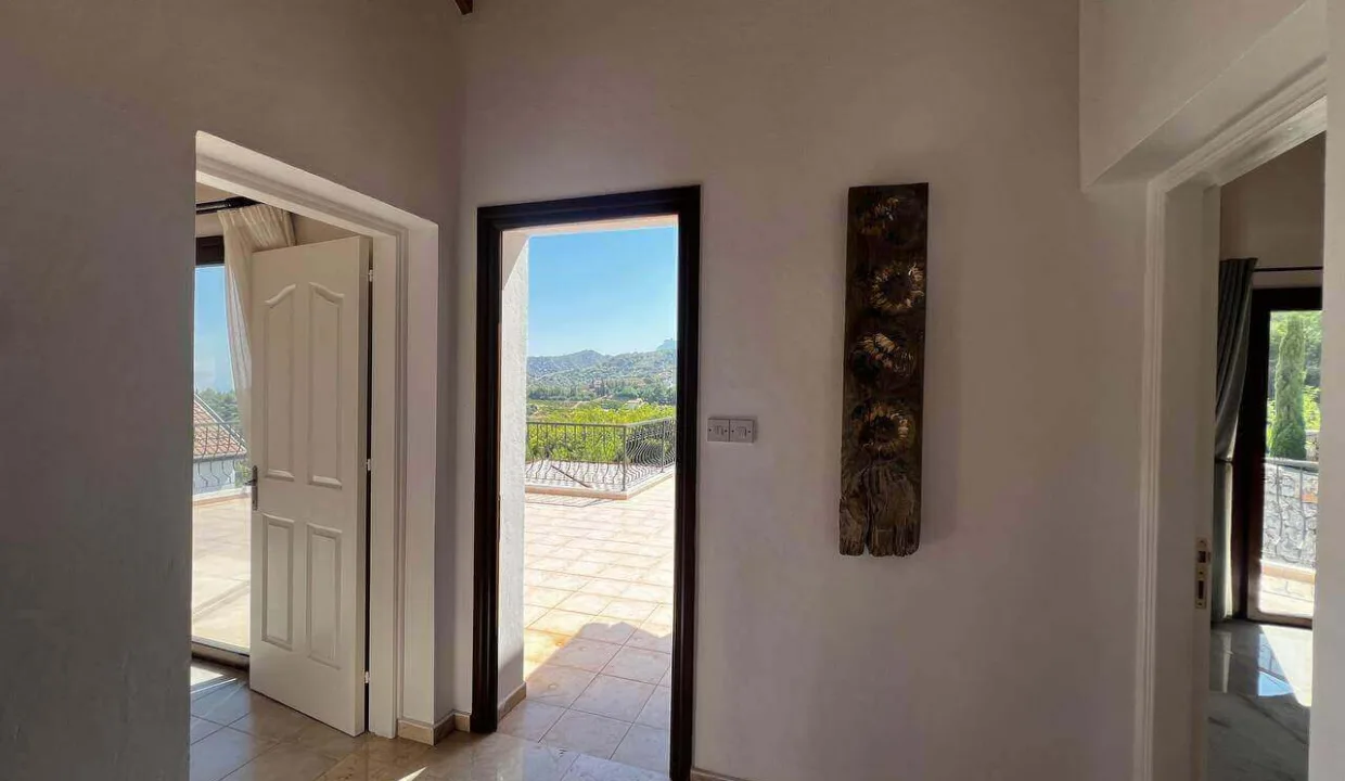 Alsancak Seaview Panaroma Villa 4 Bed - North Cyprus Property 37