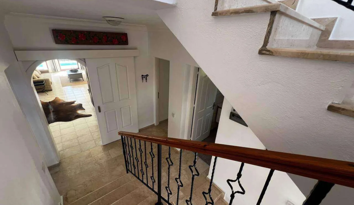 Alsancak Seaview Panaroma Villa 4 Bed - North Cyprus Property 39