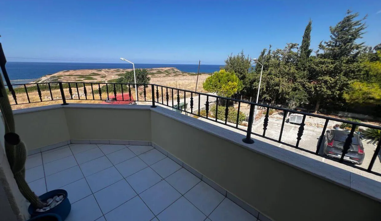 Kucuk Erenkoy Frontline Seaview Apartment 3 Bed - North Cyprus Property 22