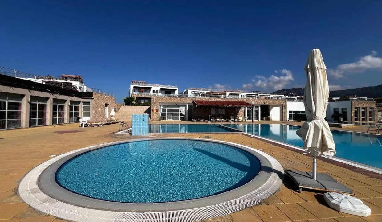 Tatlisu Bay Seafront Apartment 1 Bed - North Cyprus Property 13