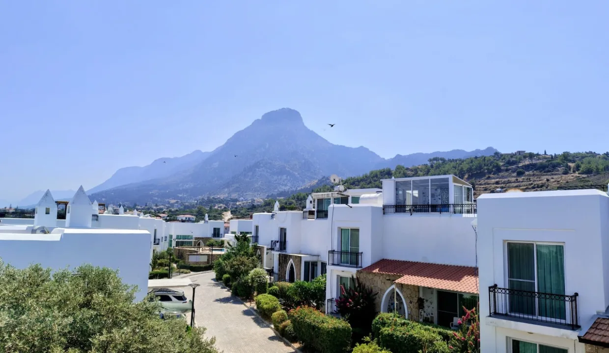 Karsiyaka Semi-Detached Seaview Home 3 Bed - North Cyprus Property 13